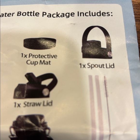 Insulated bottle blue green ombré
Package with Accessories new in package - Picture 12 of 15